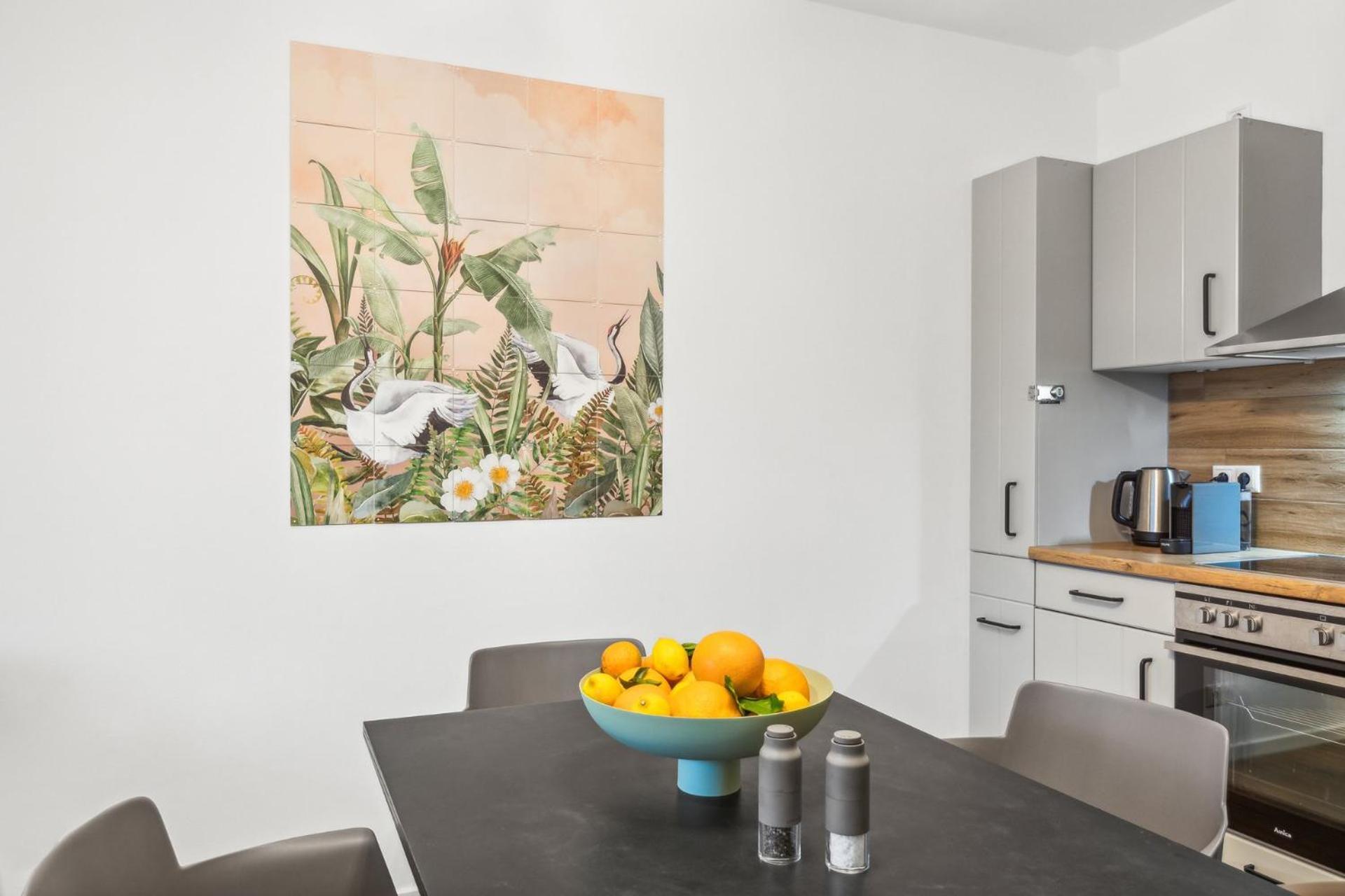 Business Kranich: 3 Zimmer, Infrastrukturlage Hh Langenhorn, Naehe Airport Appartement